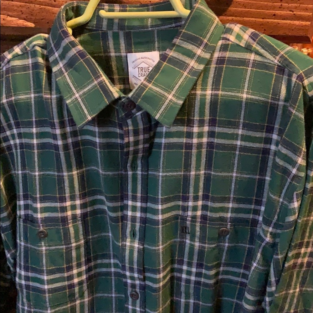 Men’s flannel shirt